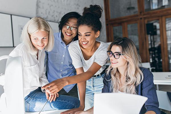 female students plannign career